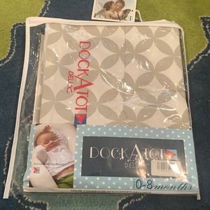 DockAtot Deluxe Cover